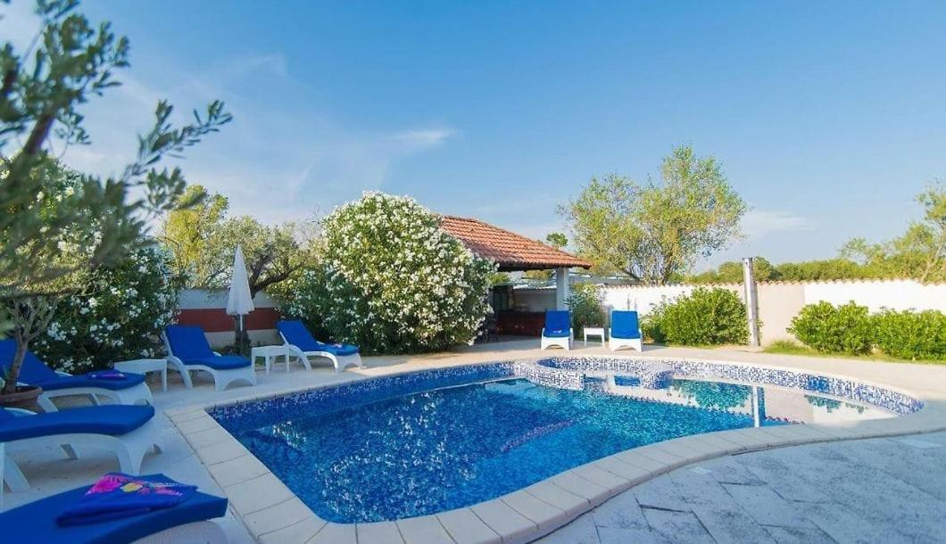 Villa Filip - Private Pool & Gym PUY Exterior foto